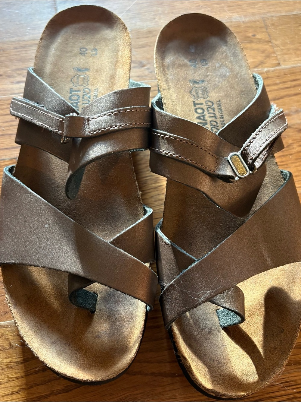 NAOT “Jessica” Toe-Loop Slide Model, Size 40/9